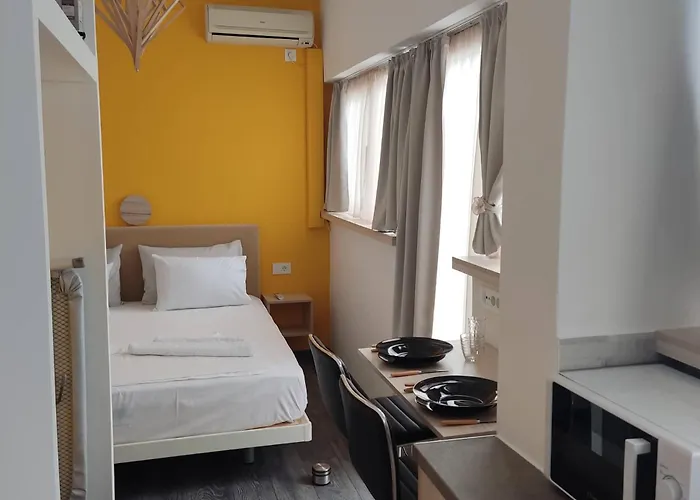 Petmeza 2 F Apartment